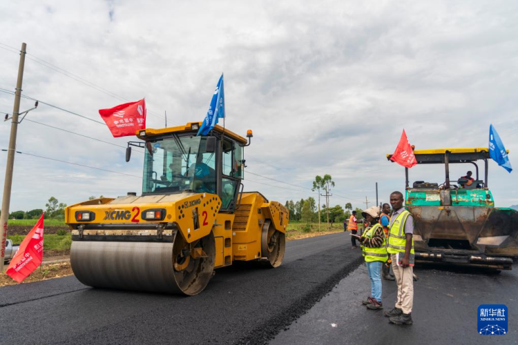 在肯尼亚，有条“蔗糖之路”