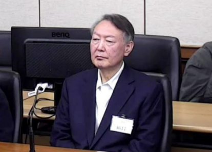 尹锡悦的道歉，救得了韩国，还是救得了他自己？