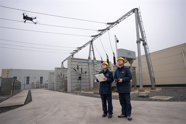 湖北孝感：三代接力保供电 薪火相传助平安