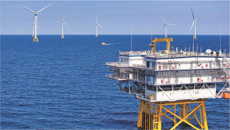 山東煙臺：42台“大風車”種到黃海深處_fororder_【煙臺】1