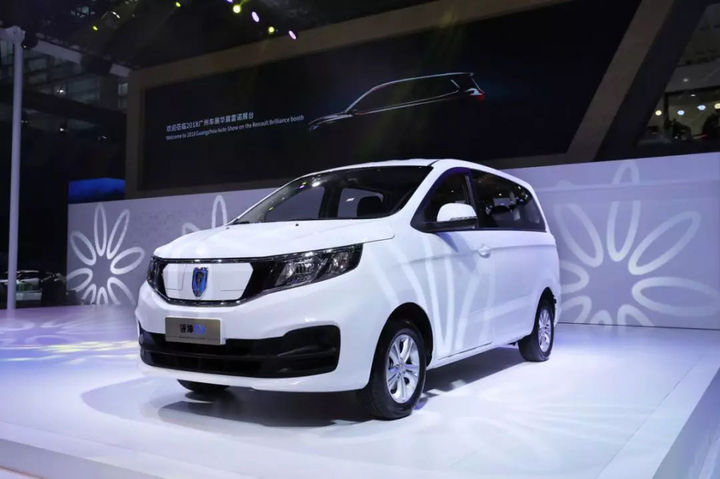 目标top3华晨雷诺加速