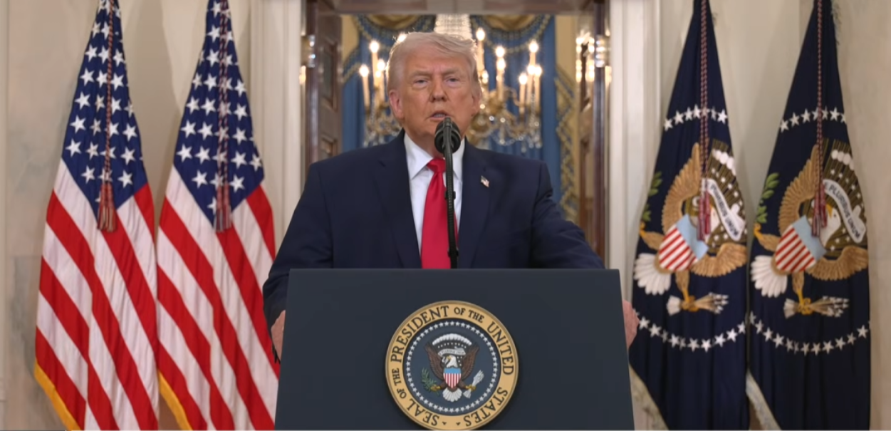 特朗普自行宣称对伊朗战事取得“快速、决定性、压倒性胜利”