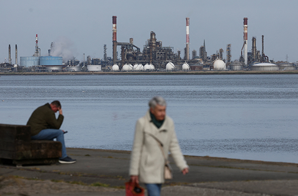 “能源危机迫在眉睫：中国从容应对，欧盟手忙脚乱”