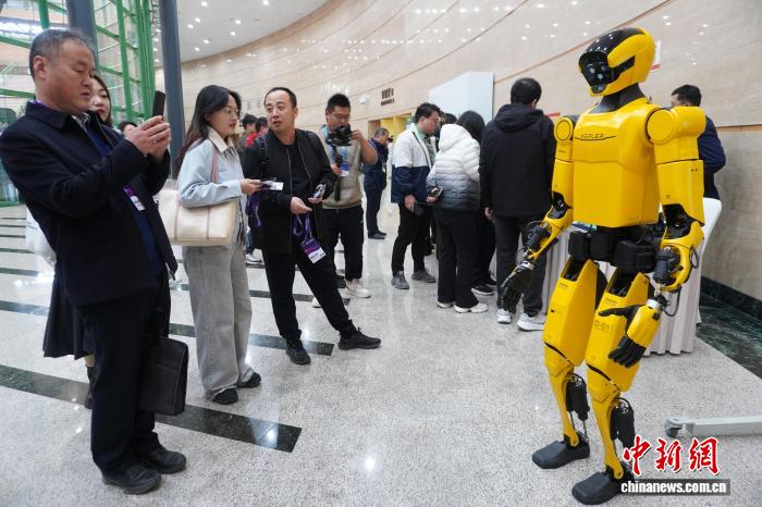 2025传感器大会开幕 人工智能应用亮眼