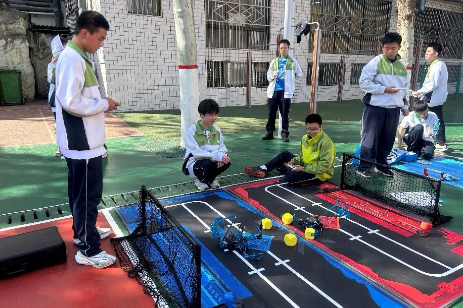 新城校园：解码“社团密码” 激活素养新课堂