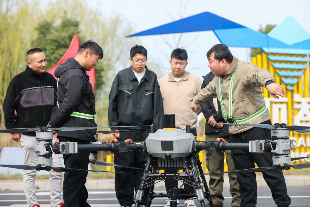 无人机培训 助力新经济