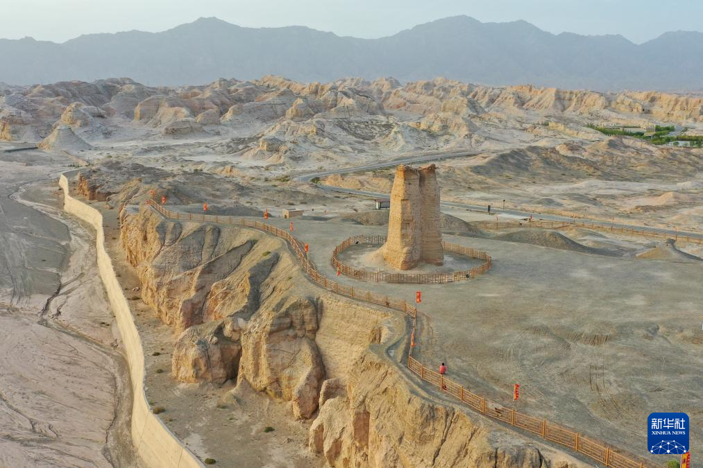 中国之城丨新疆库车：雪山为屏，戈壁为界，绿洲为家