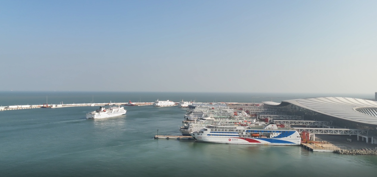 春运首日琼州海峡过海旅客近10万人次 同比增长50.7%