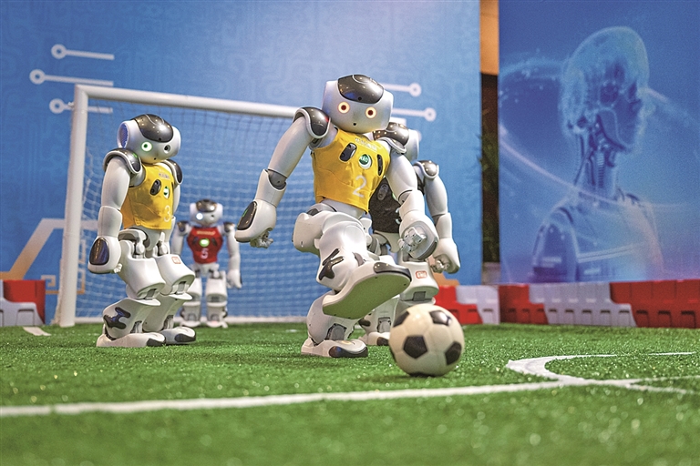 多款人形机器人亮相