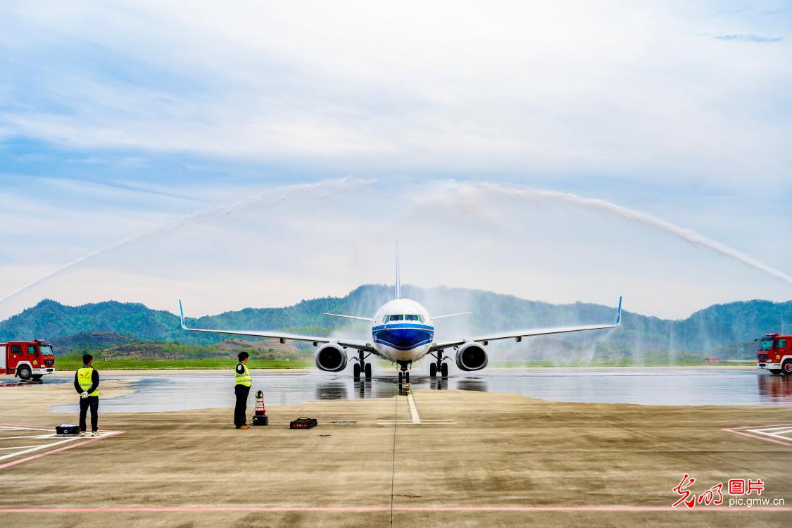 毕节飞雄机场试飞圆满完成